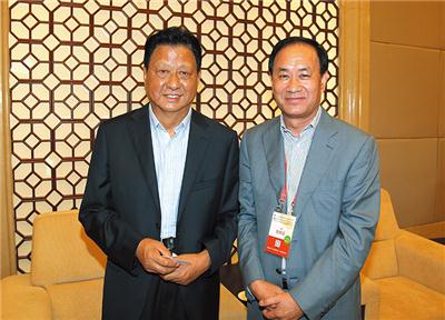 原全国政协副主席王忠禹与公司董事长合影